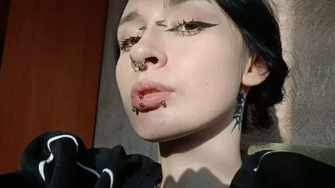 Vikky