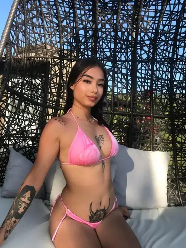 Cata Stones - latina