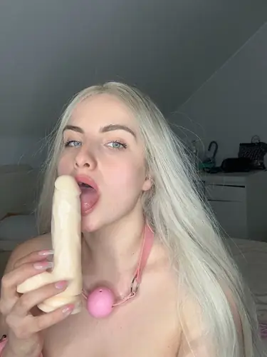 FREAKY Vicky - footfetish