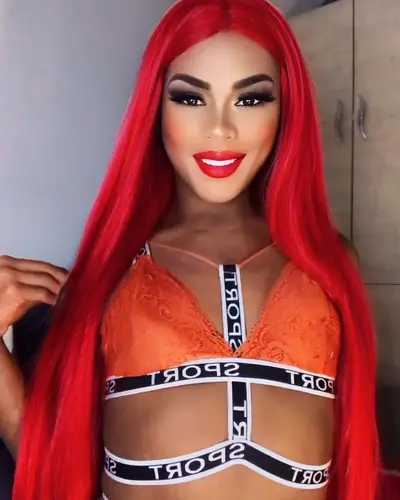 vayolett haltom - trans