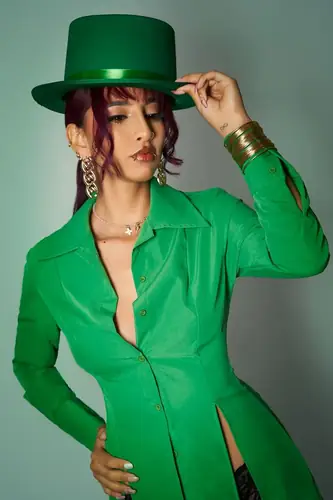 Samara Saenz - latina