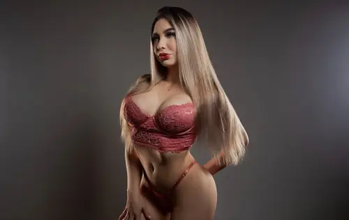 Angel Rose - blonde