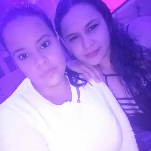 2CURVYLATINS - curvy
