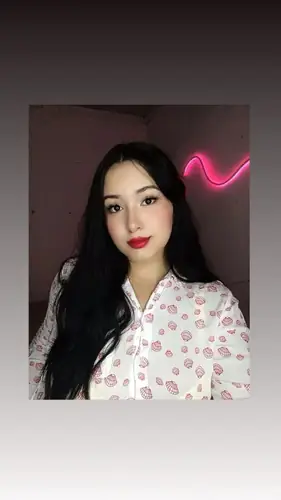 Paris Lamberth - sensual