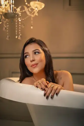 GabyHill - cuckold