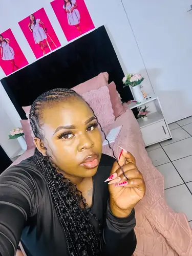 BustyAss26xx - curvy