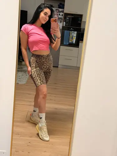 bethany - squirt