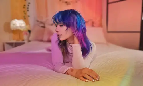 Stacy - piercing