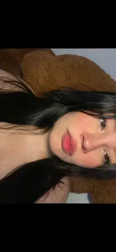 emily - latina
