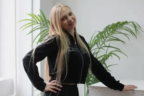 NancyTyn - blonde