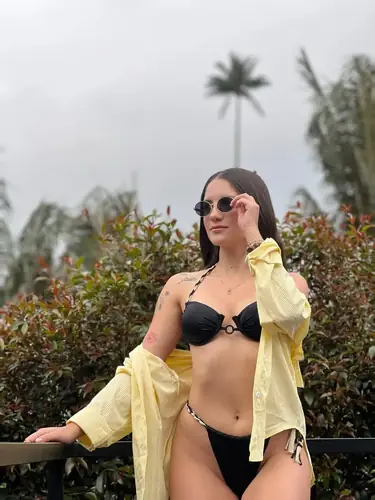 Valentina Smith - latina