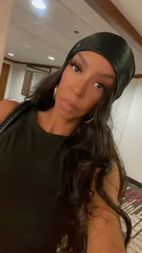 Honey - ebony
