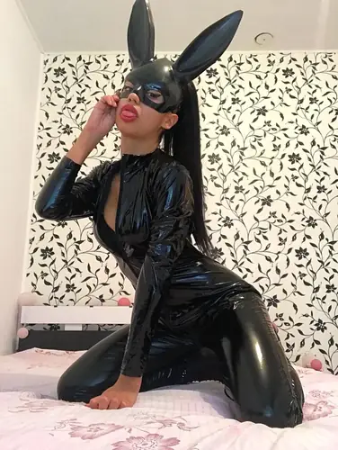Irina00 - ass