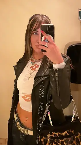 Dylan Dixx - findom