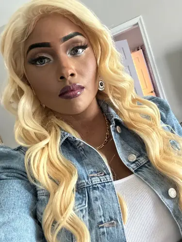 Mistress Monet Fontaine - cuckold