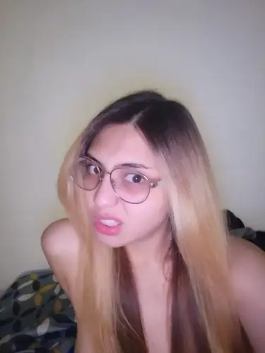 Miss Jeyla - adult
