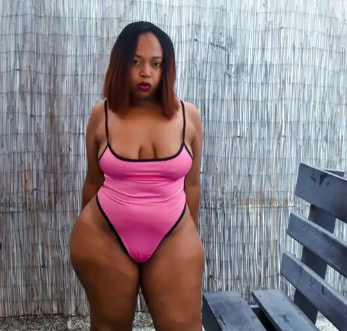 AmyBigAss - dildo