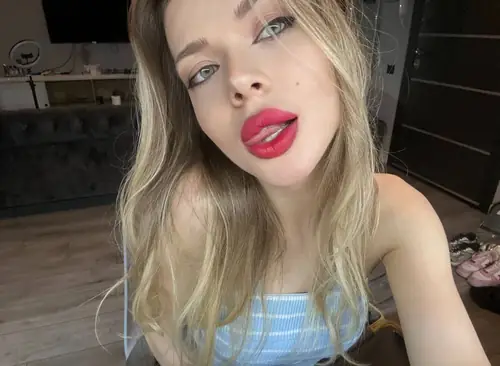 Agatha - nude
