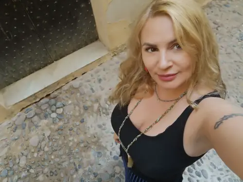Elliza - boobs